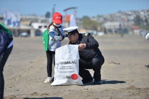 limpieza de playa blan