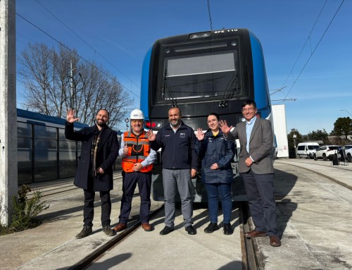 EFE Sur presenta dos nuevos trenes que comenzarán a operar en Biobío: reemplazarán a antiguos carros naranjos